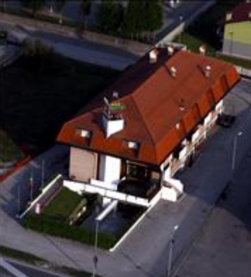 Hotel La Rosa Tolmezzo Exterior photo